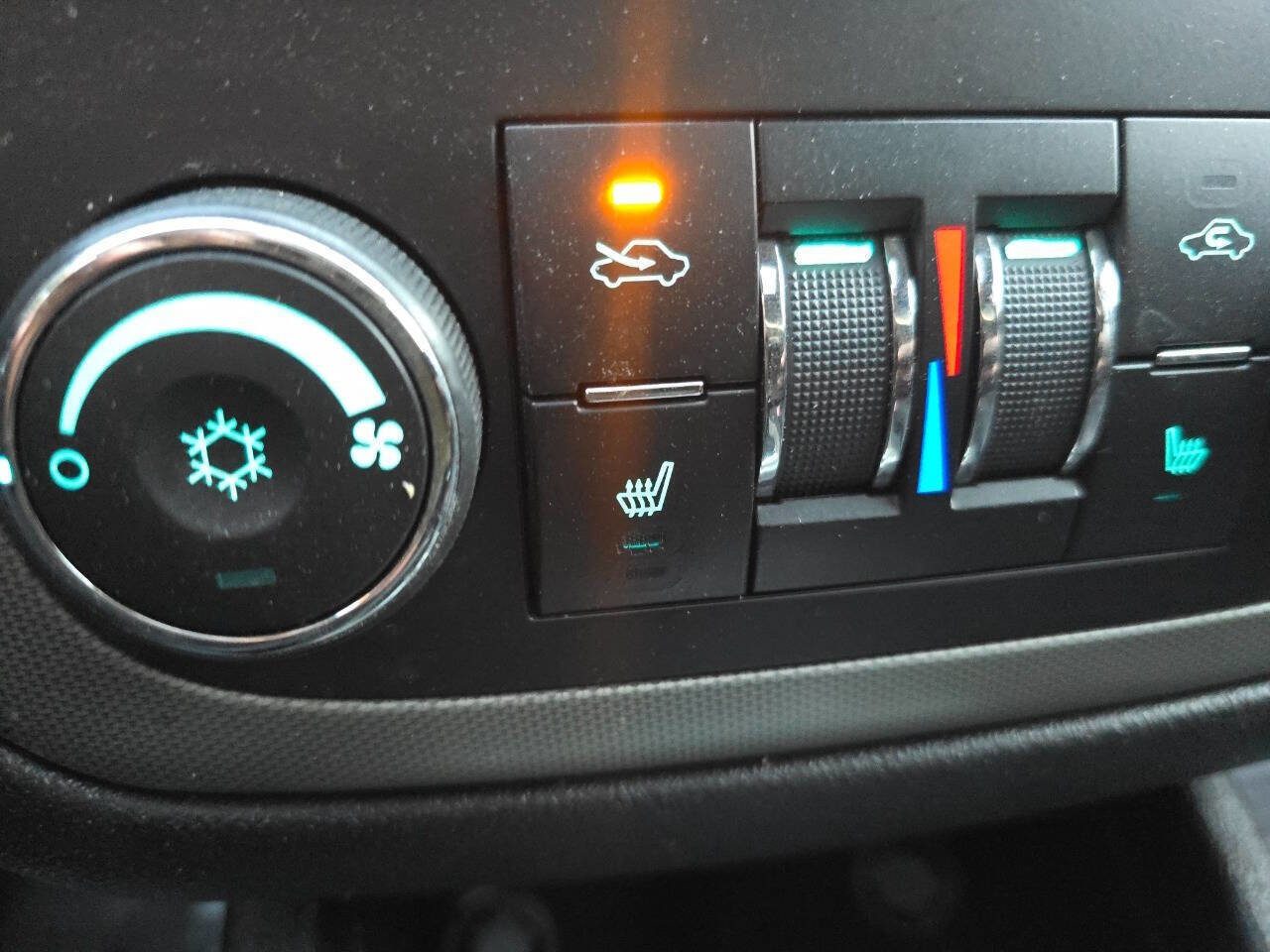 Used 2008 Chevrolet Impala SS w/ Convenience Package image 28