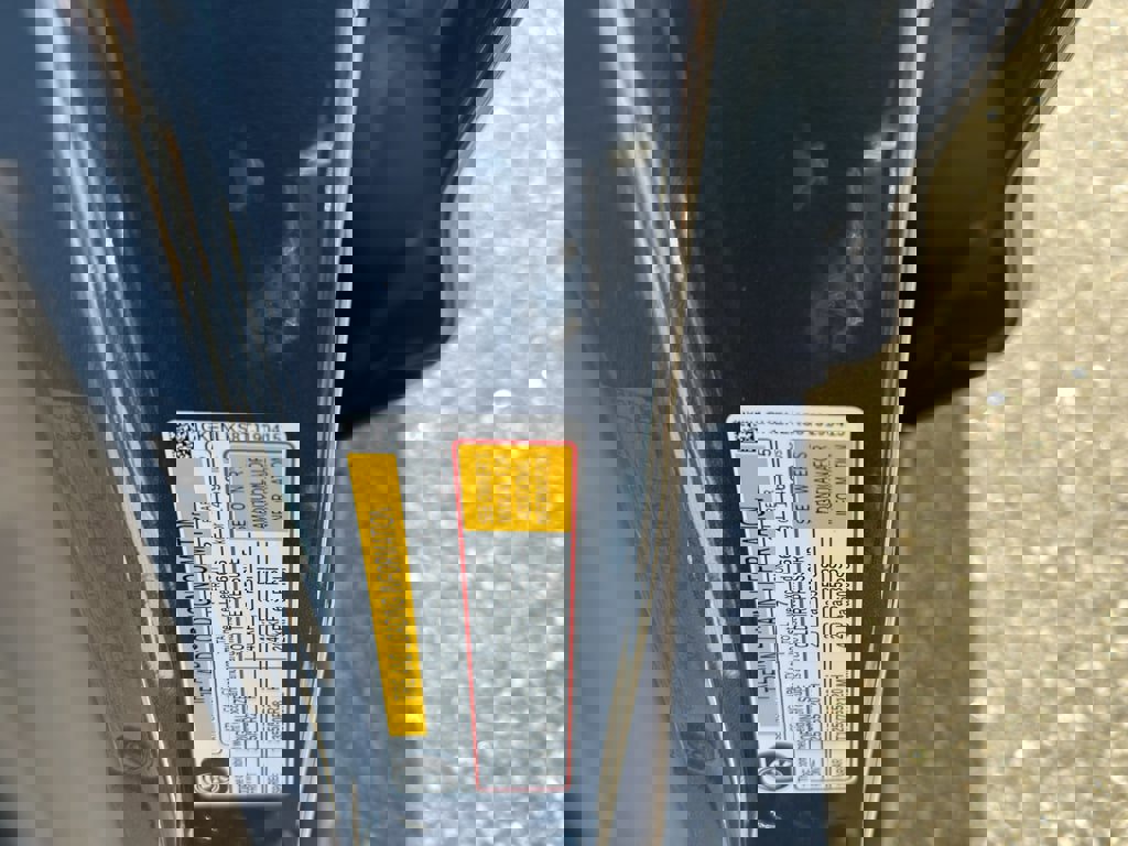 New 2026 GMC Acadia Denali w/ Super Cruise Package image 25