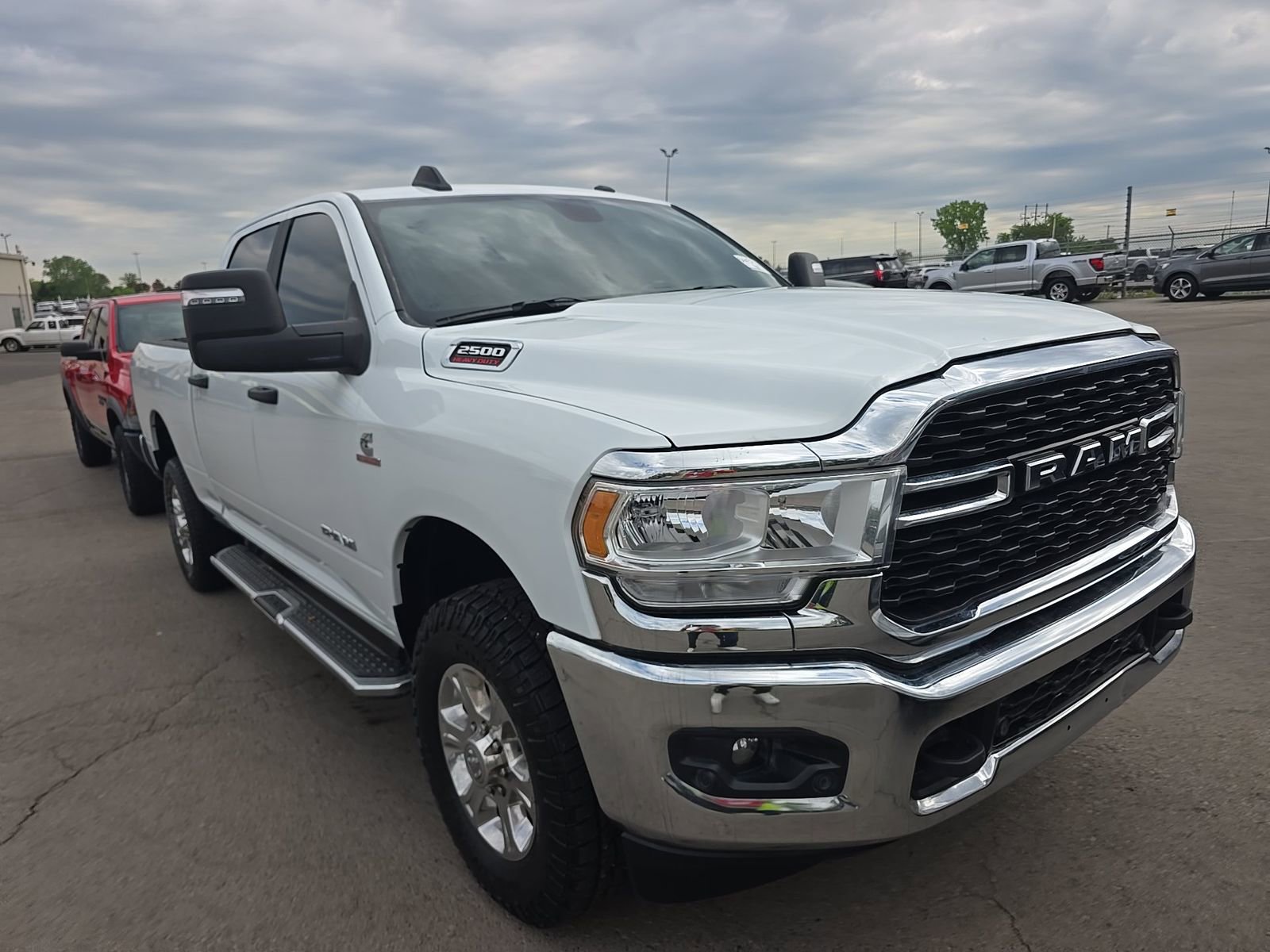 Used 2024 RAM 2500 Big Horn w/ Off Road Package AWD/4WD image 4