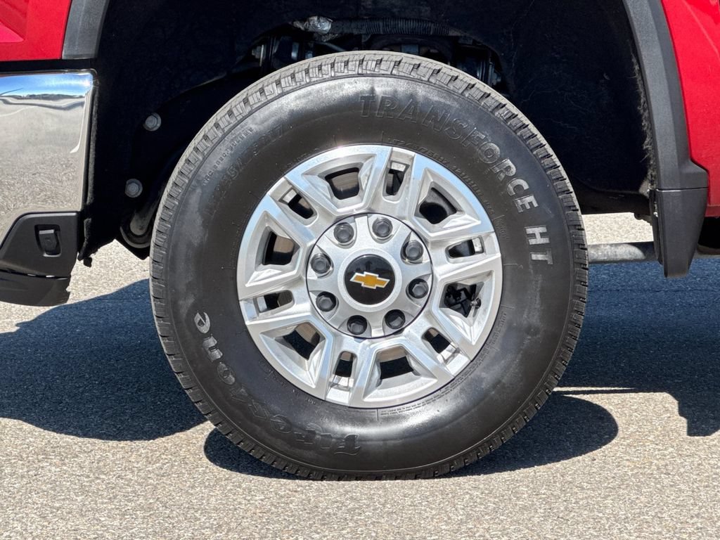 Used 2024 Chevrolet Silverado 2500 LT RWD image 30
