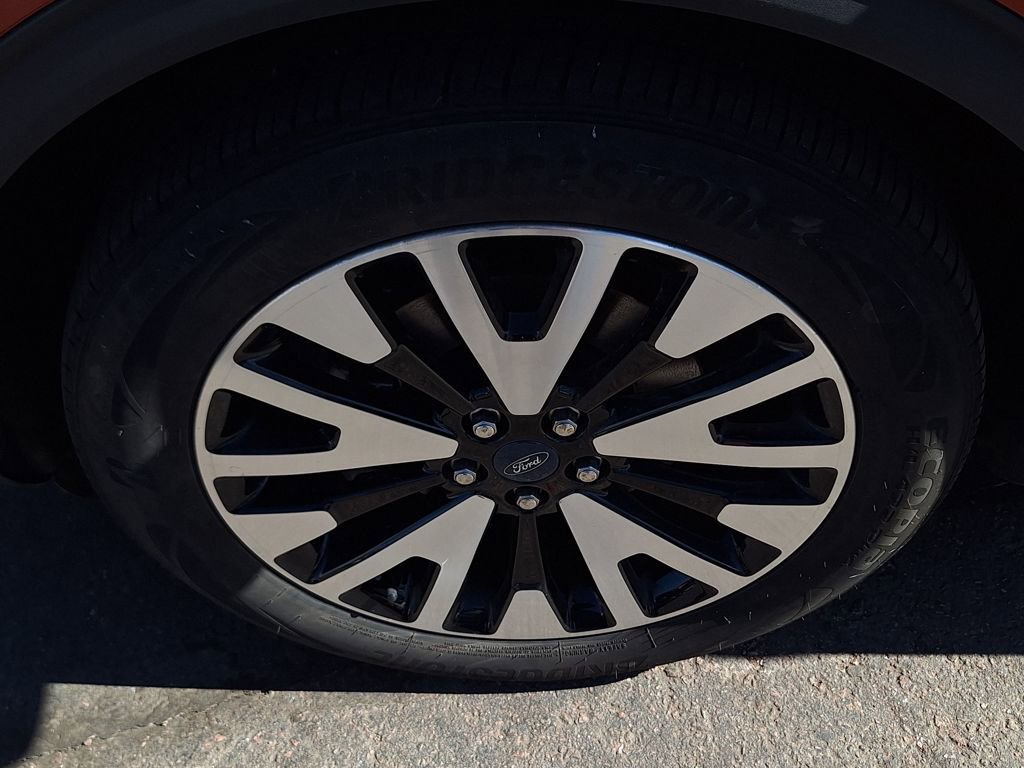 Used 2020 Ford Escape SEL image 33