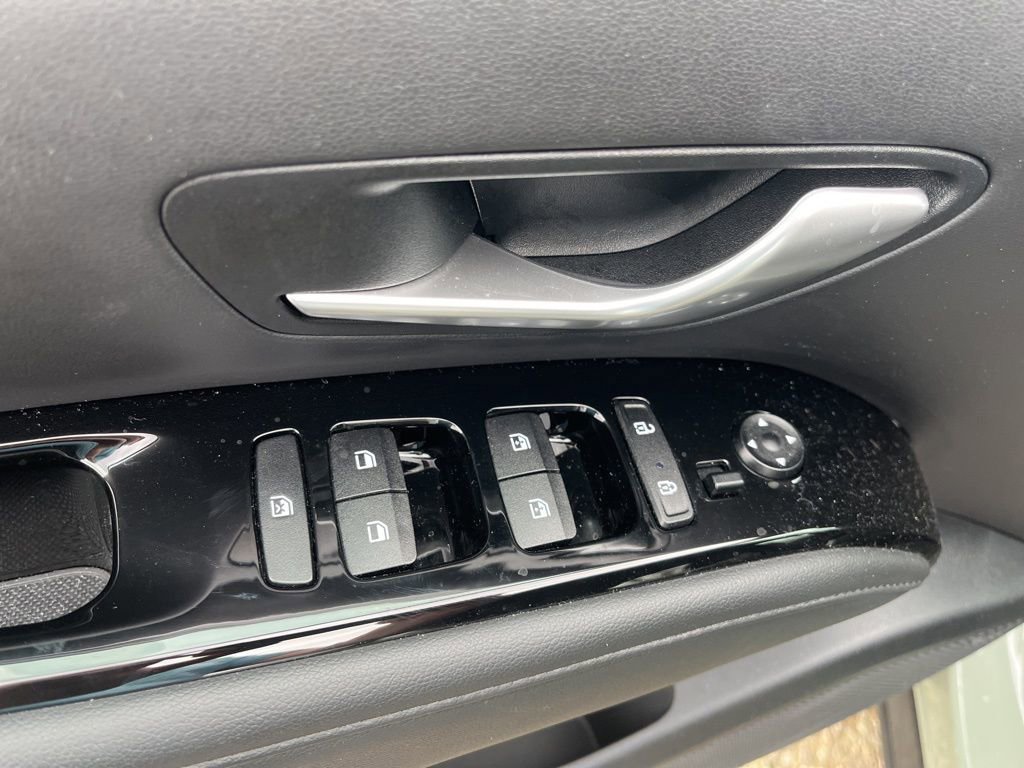 Certified 2024 Hyundai Santa Cruz Limited image 12