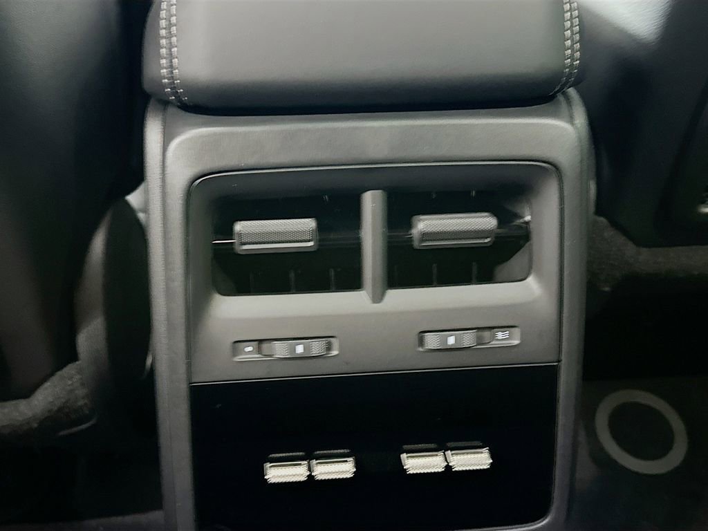 New 2026 Porsche Macan Turbo Electric image 27