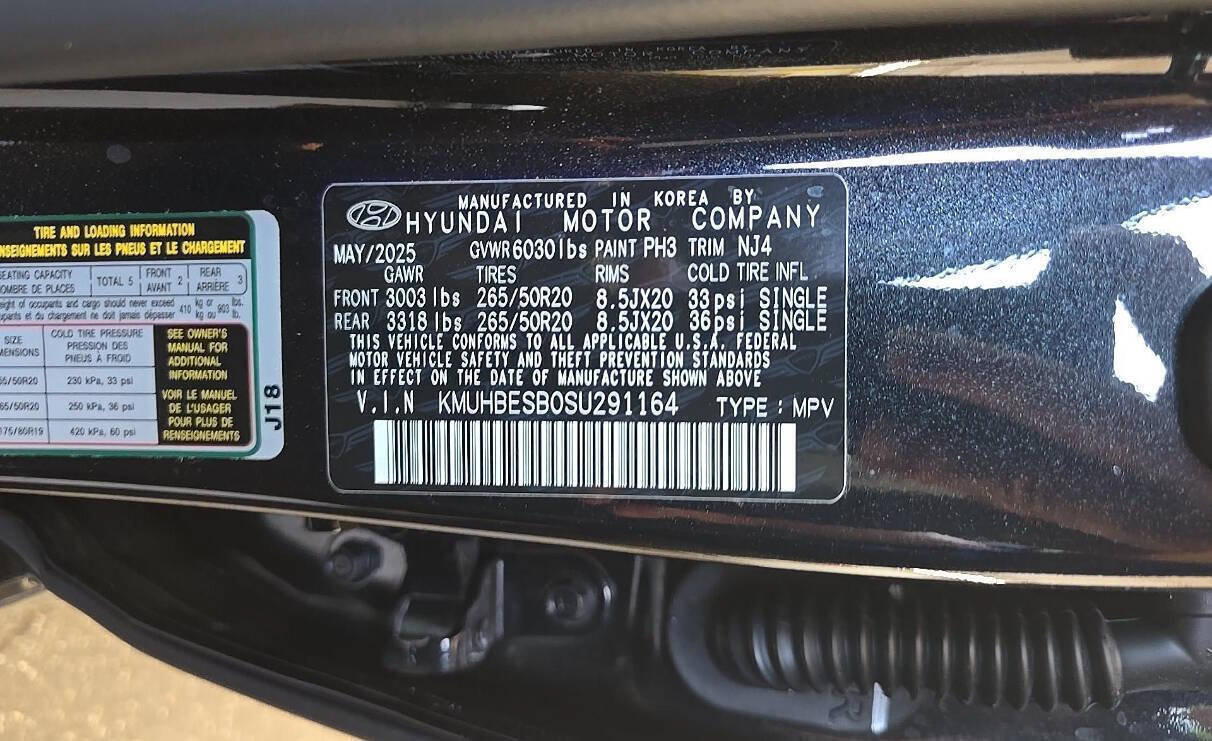 Used 2025 Genesis GV80 2.5T Advanced AWD/4WD image 16