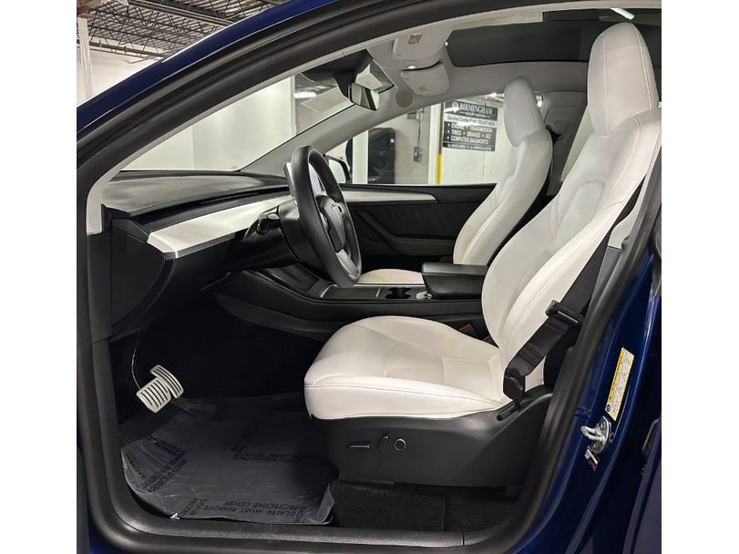Used 2025 Tesla Model Y Performance image 20