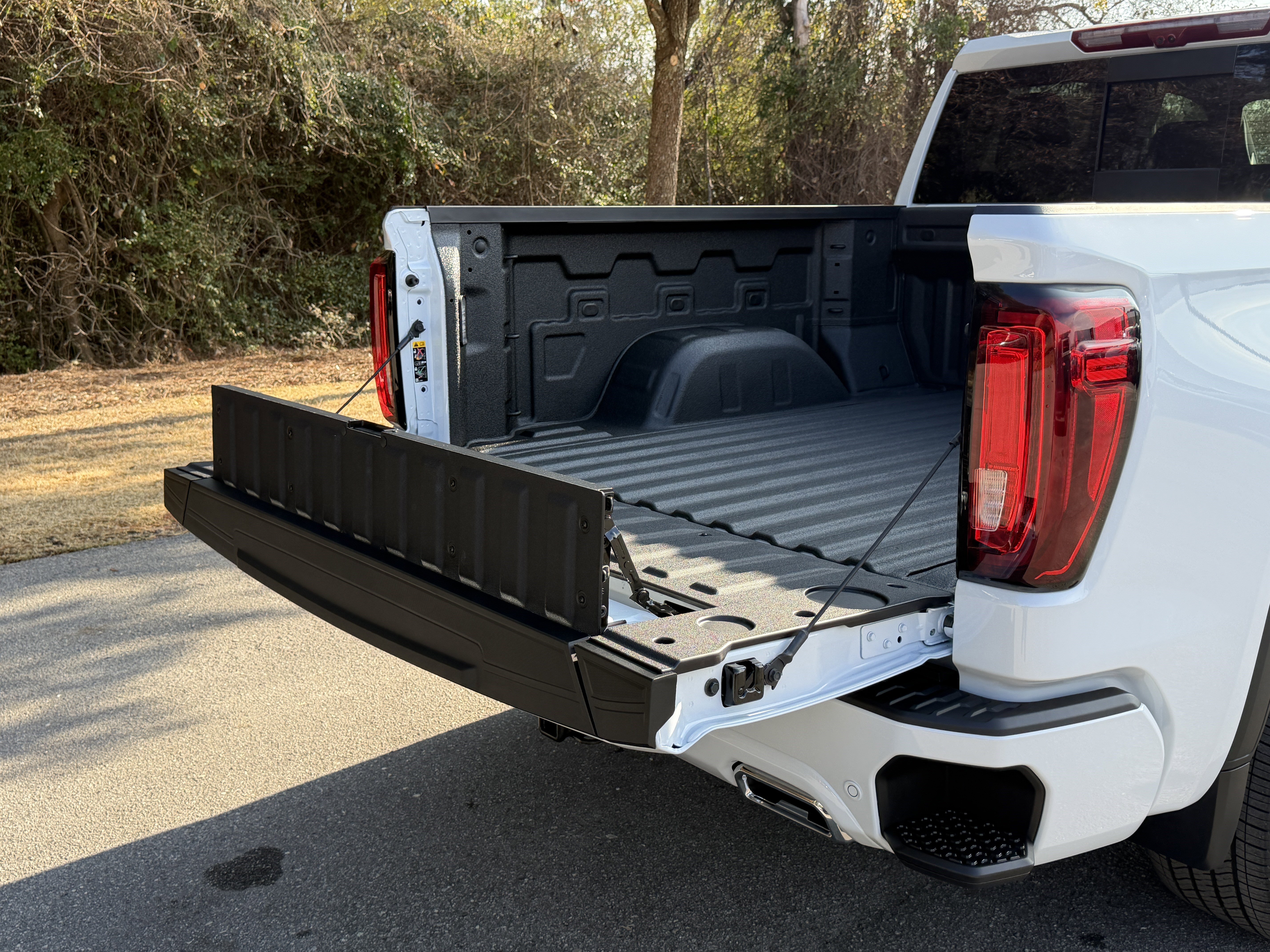 New 2026 GMC Sierra 1500 Denali w/ Denali Reserve Package AWD/4WD image 14