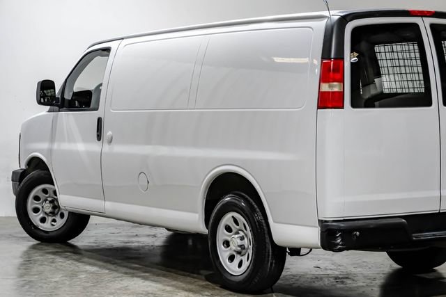 Used 2009 Chevrolet Express 1500 image 22