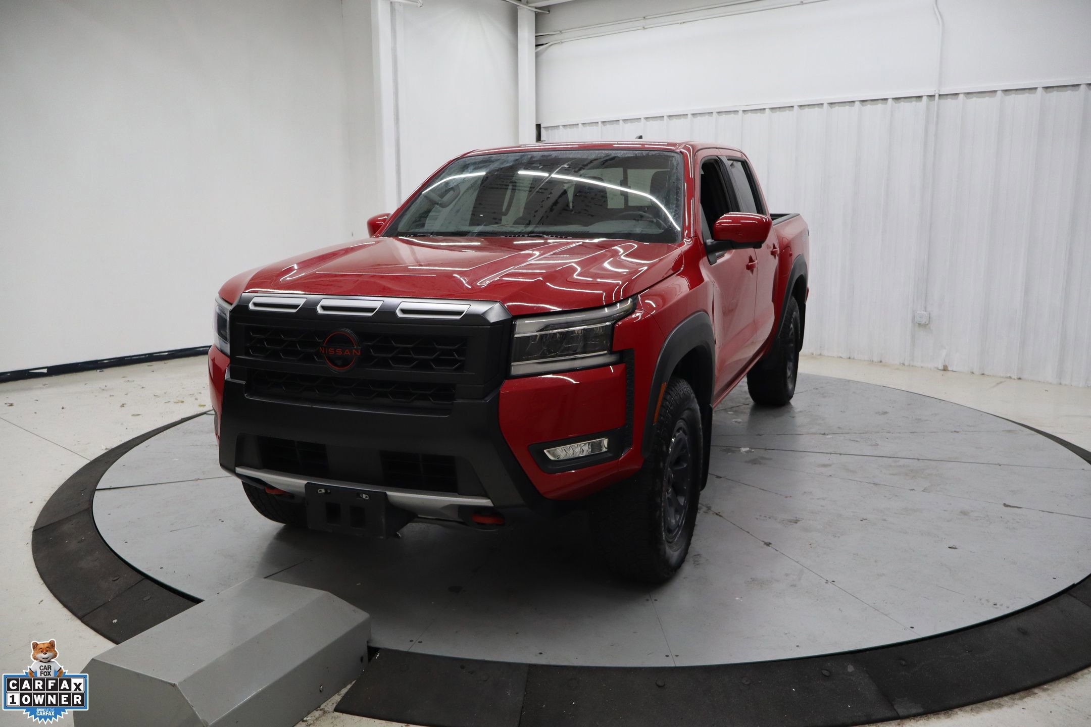 Used 2025 Nissan Frontier PRO-4X w/ Pro Convenience Package image 10