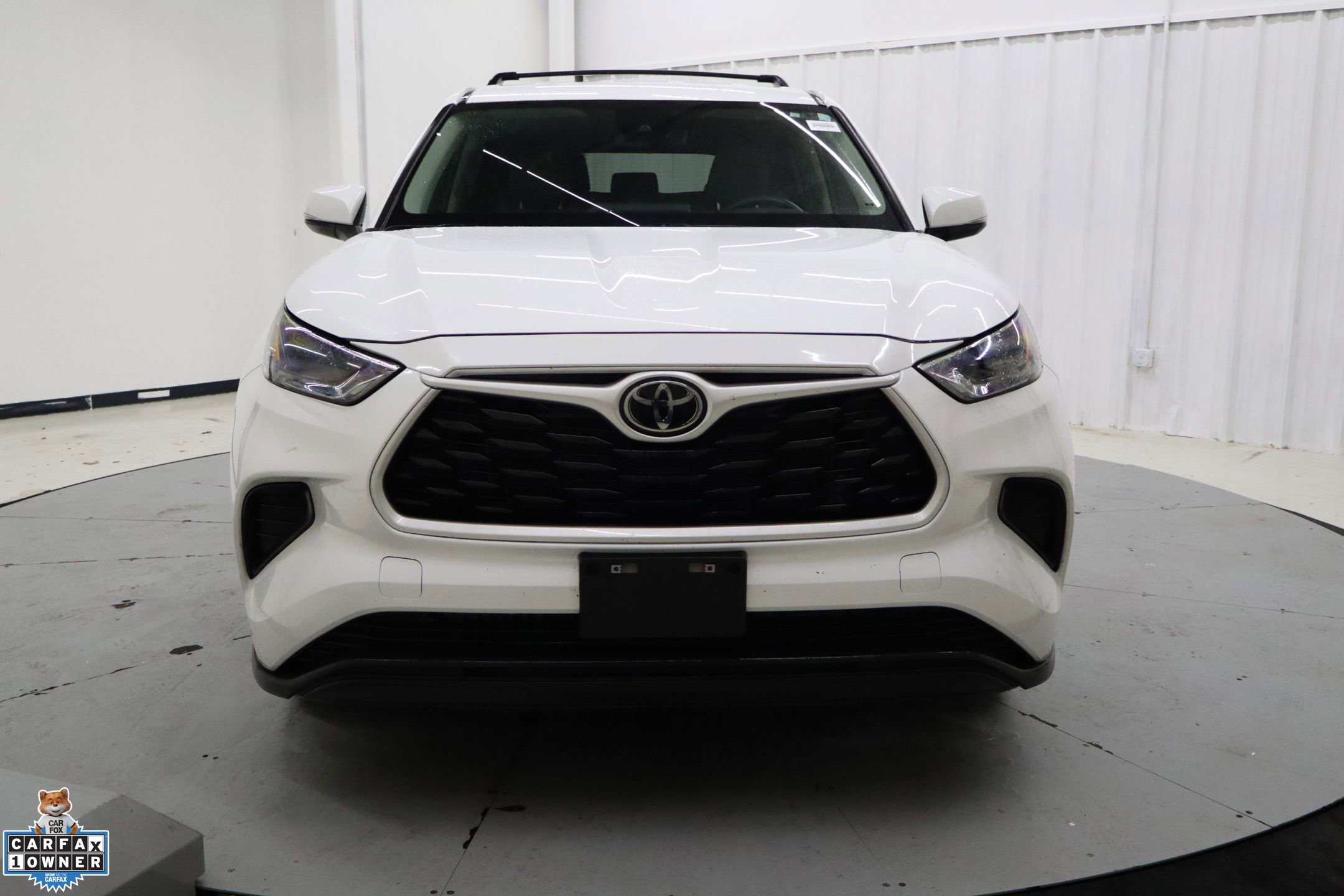 Used 2023 Toyota Highlander L image 11