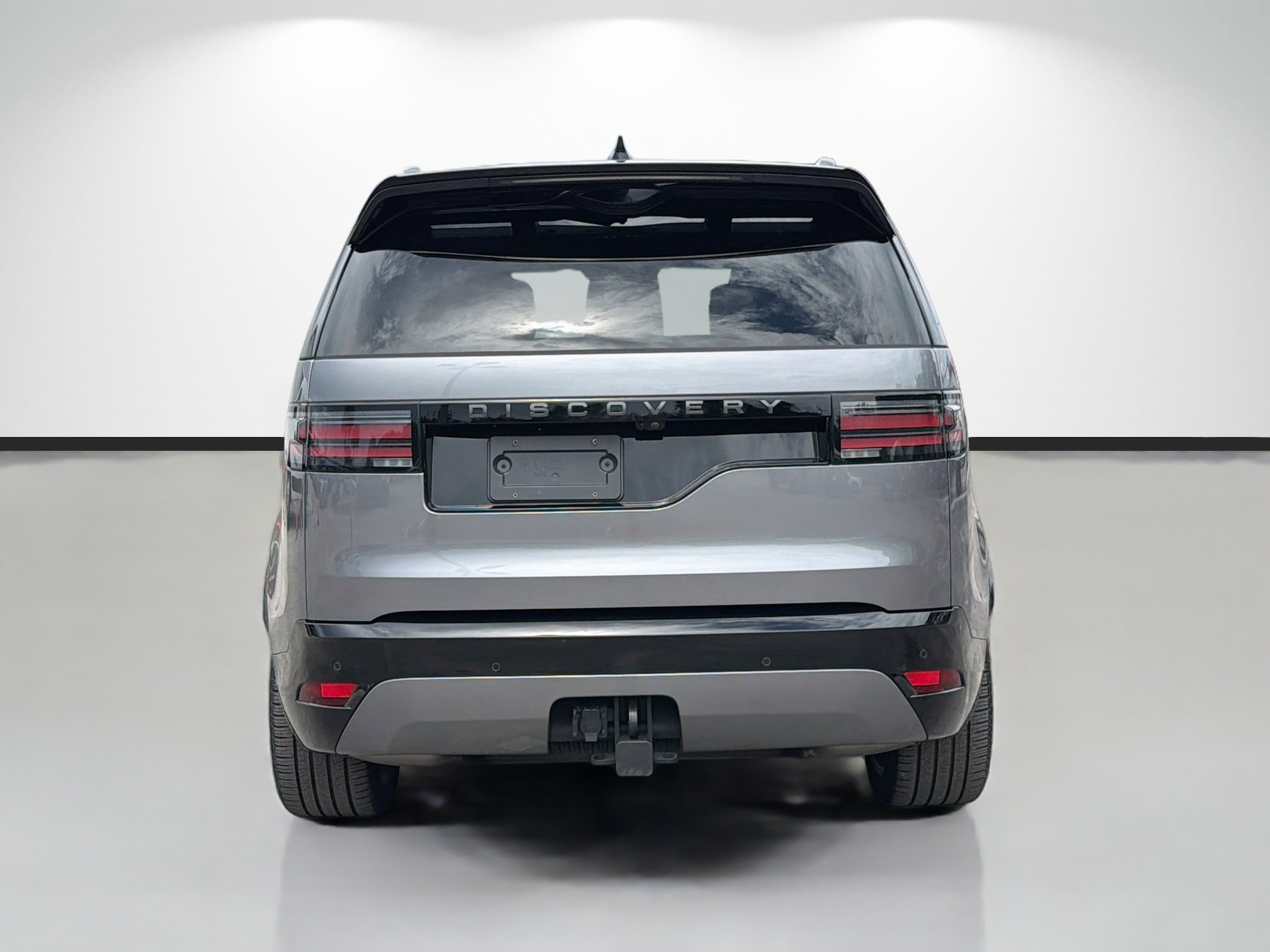 Certified 2025 Land Rover Discovery Dynamic SE AWD/4WD image 4