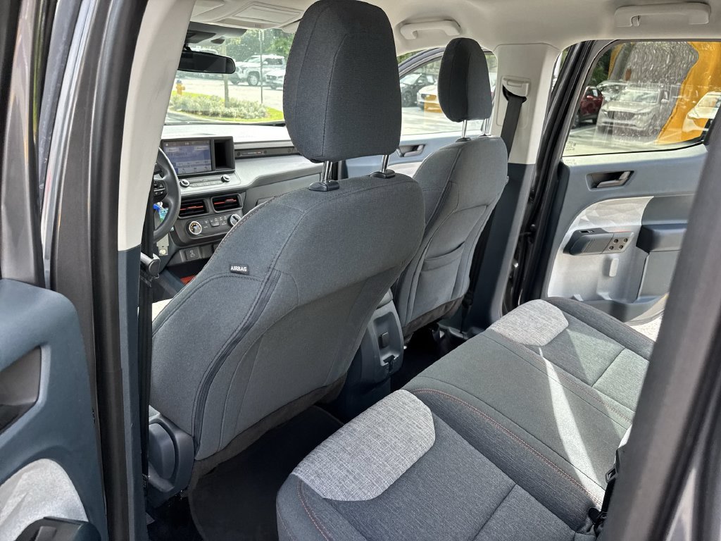 Used 2022 Ford Maverick XLT FWD image 34