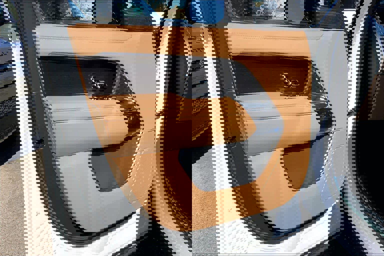 New 2026 Land Rover Range Rover SE image 10