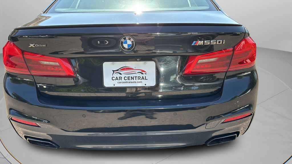 Used 2019 BMW M550i xDrive AWD/4WD image 30