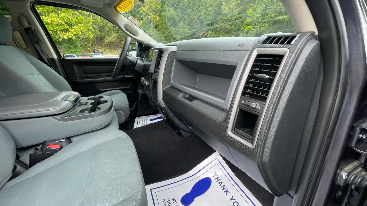 Used 2018 RAM 1500 Express w/ Express Value Package image 26