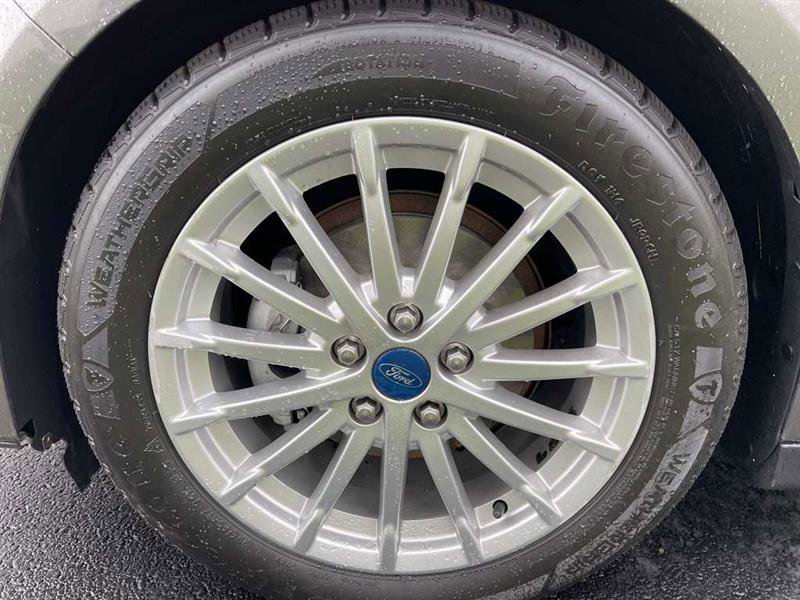 Used 2013 Ford C-MAX SEL image 45