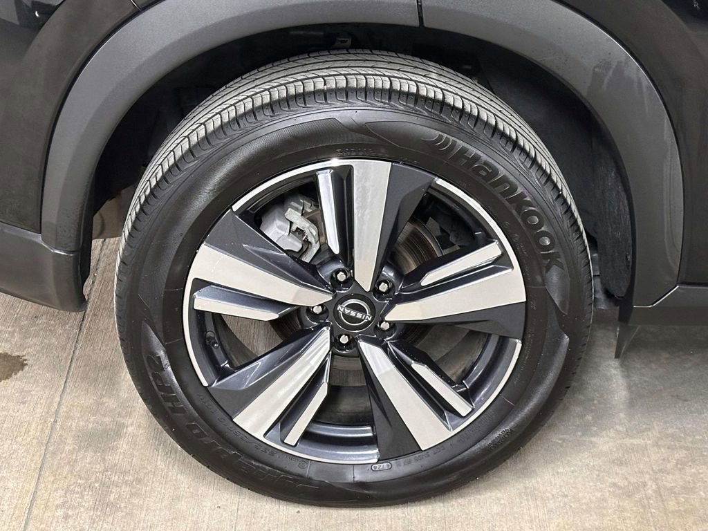 Used 2023 Nissan Rogue SL image 12