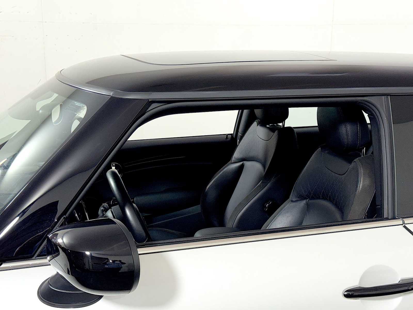 Used 2024 MINI Cooper S FWD image 29
