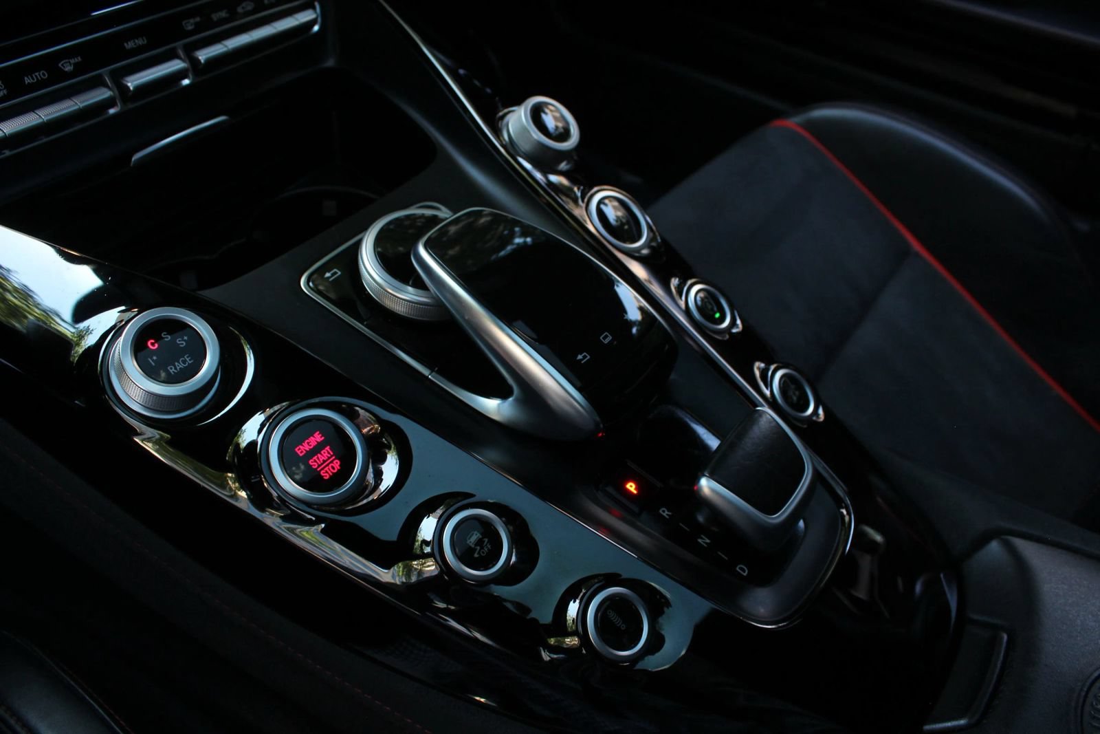 Used 2016 Mercedes-Benz AMG GT S image 32