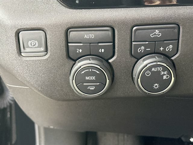Used 2024 Chevrolet Silverado 1500 LT AWD/4WD image 22