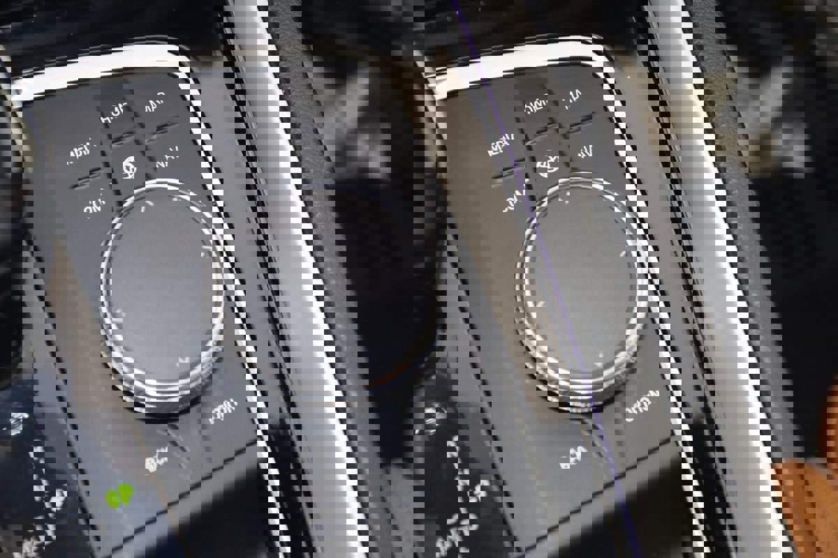 Used 2020 BMW Z4 sDrive30i w/ Convenience Package image 35