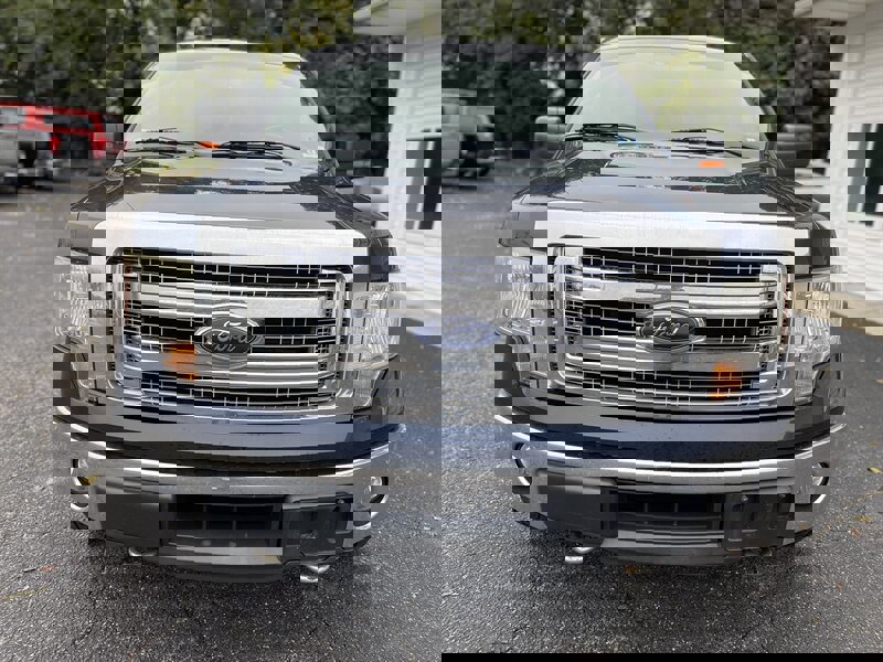 Used 2013 Ford F150 XLT w/ Luxury Equipment Group image 3