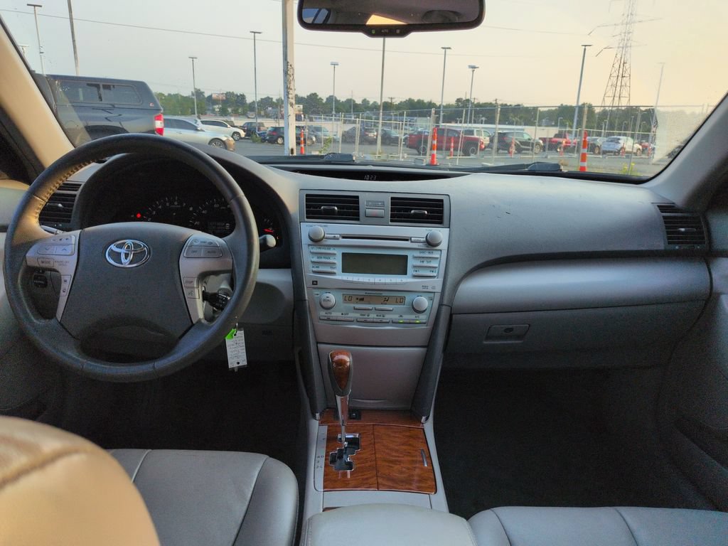 Used 2009 Toyota Camry XLE w/ Leather Pkg FWD image 13