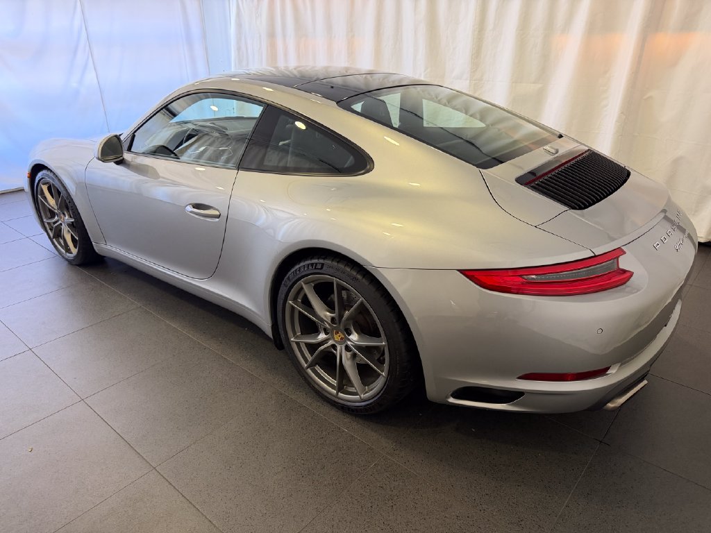 Certified 2017 Porsche 911 Carrera RWD image 3