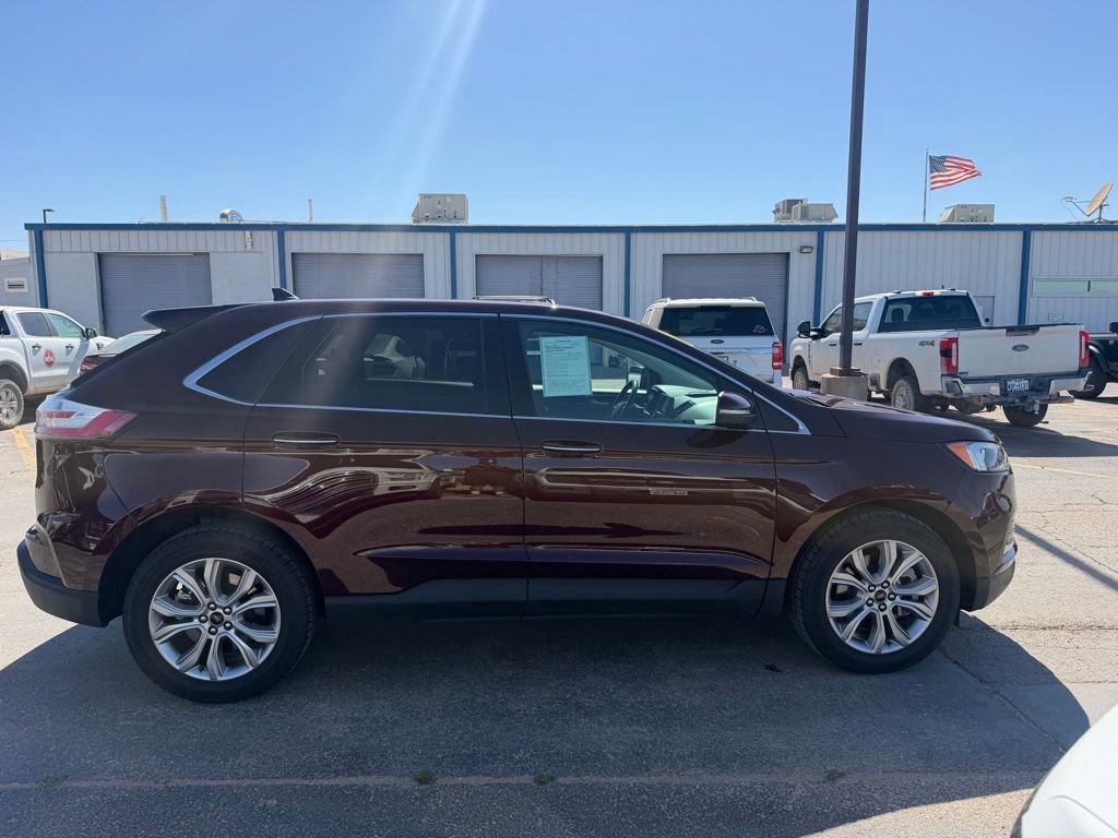 Used 2024 Ford Edge Titanium AWD/4WD image 6
