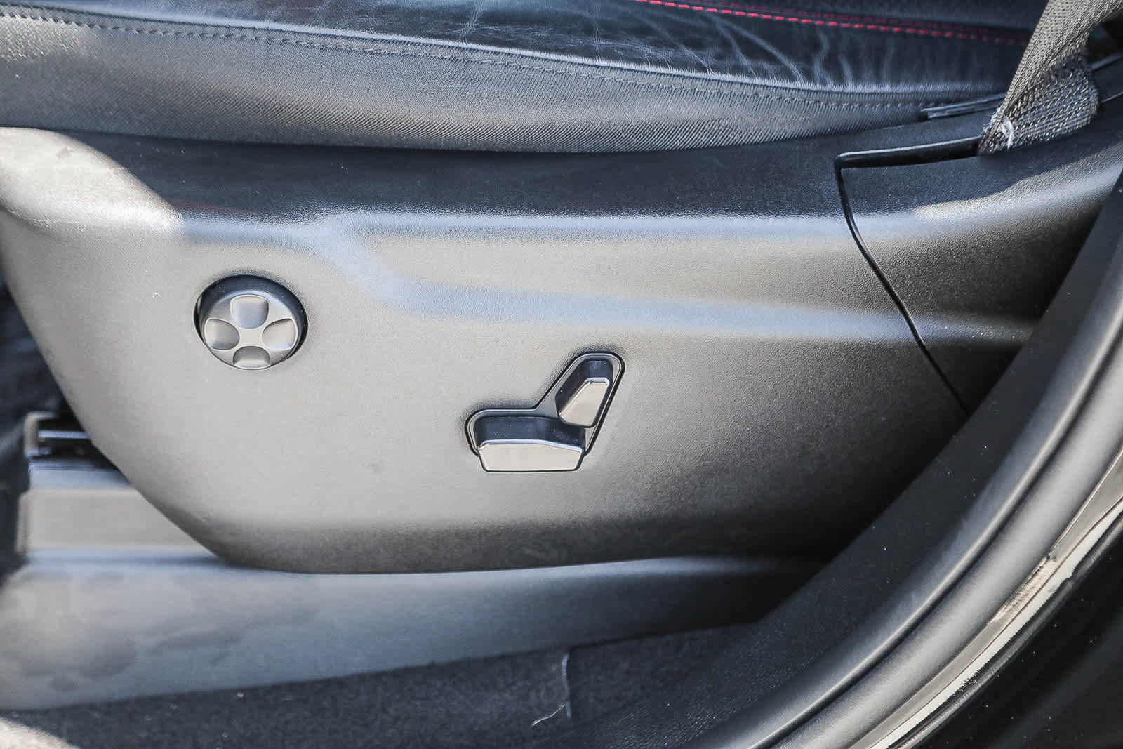 Used 2023 Dodge Durango GT image 20