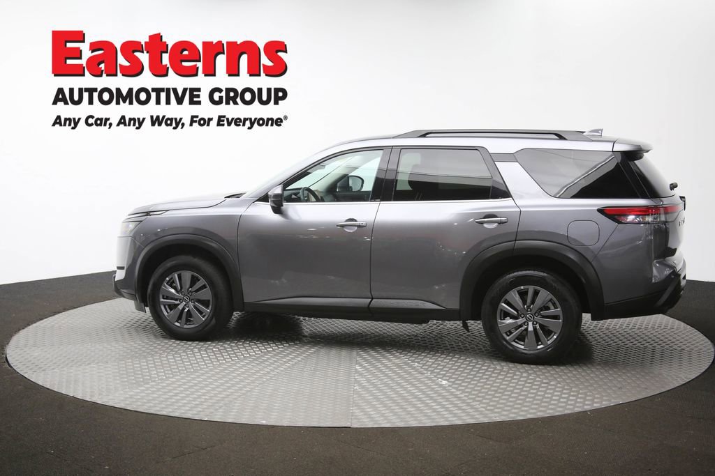 Used 2024 Nissan Pathfinder SV image 60