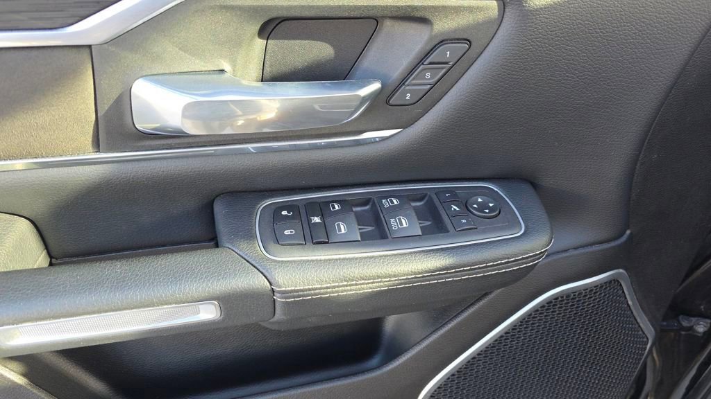 Used 2023 RAM 1500 Laramie image 23