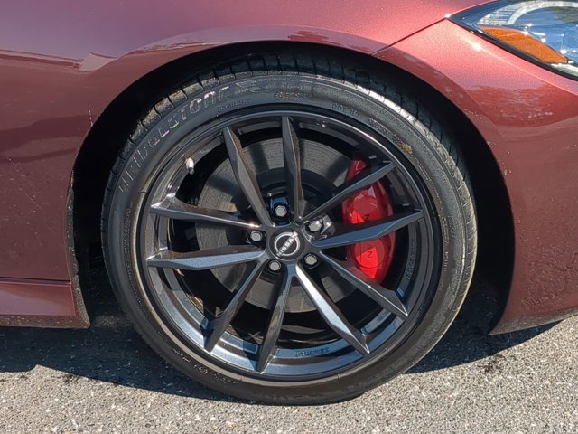 Certified 2025 Nissan Z Performance w/ Floor Mat Package RWD image 11