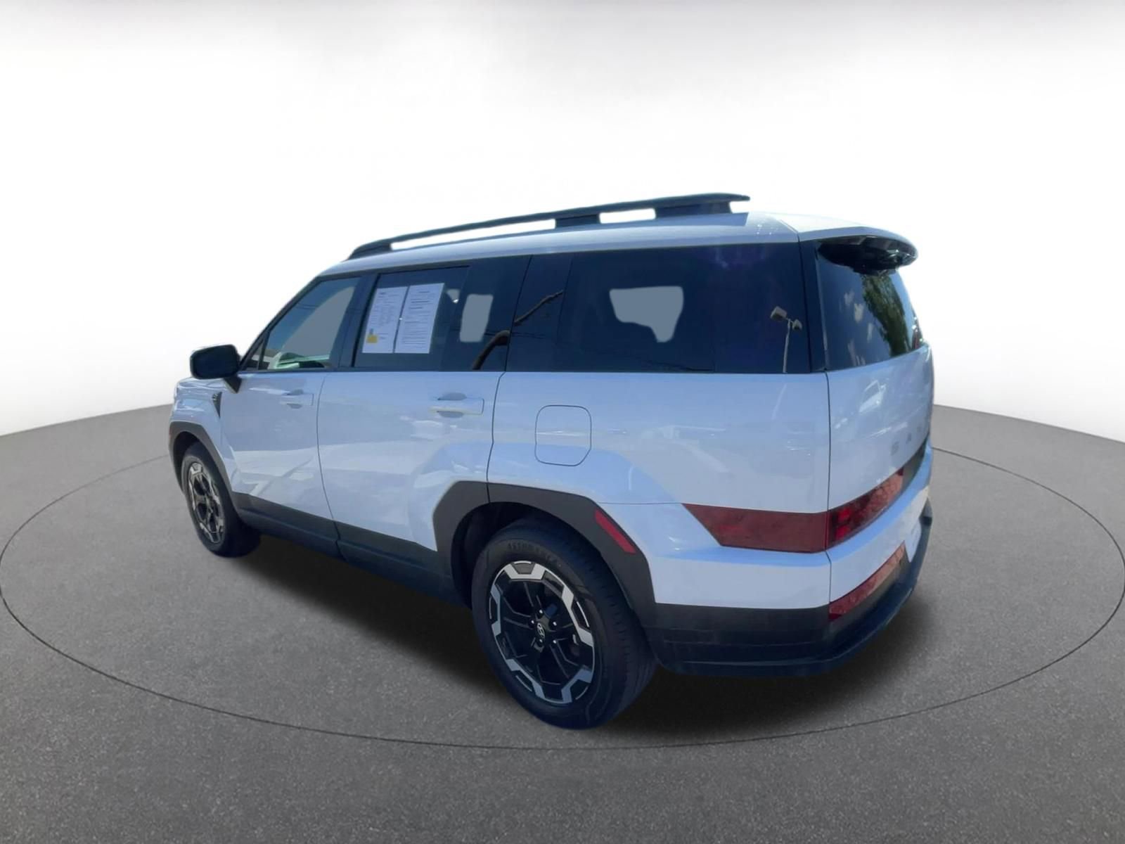 Used 2025 Hyundai Santa Fe SEL image 10