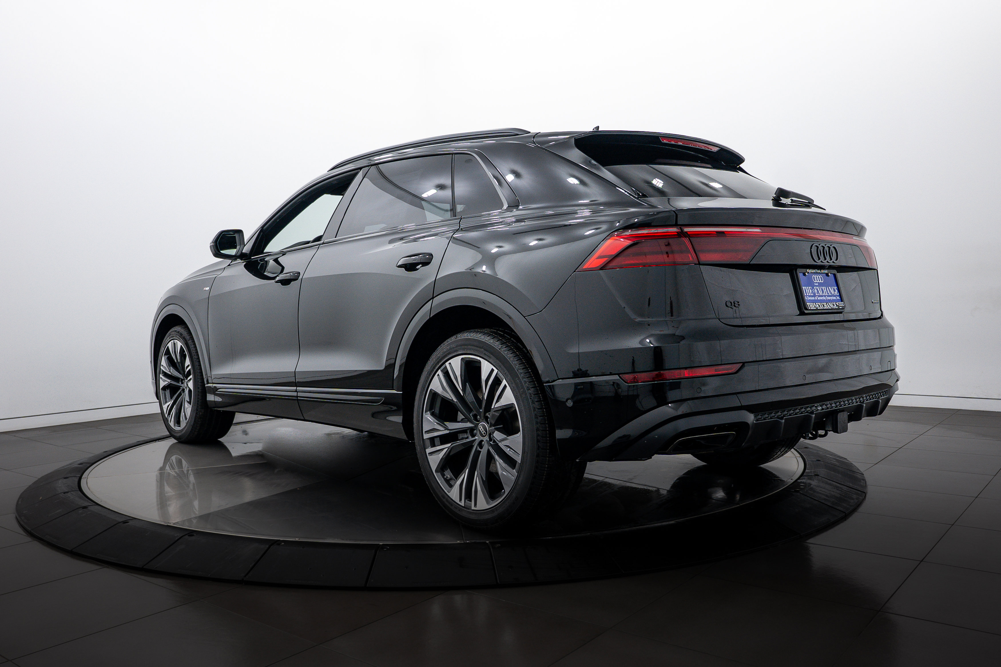 New 2026 Audi Q8 Premium Plus AWD/4WD image 5