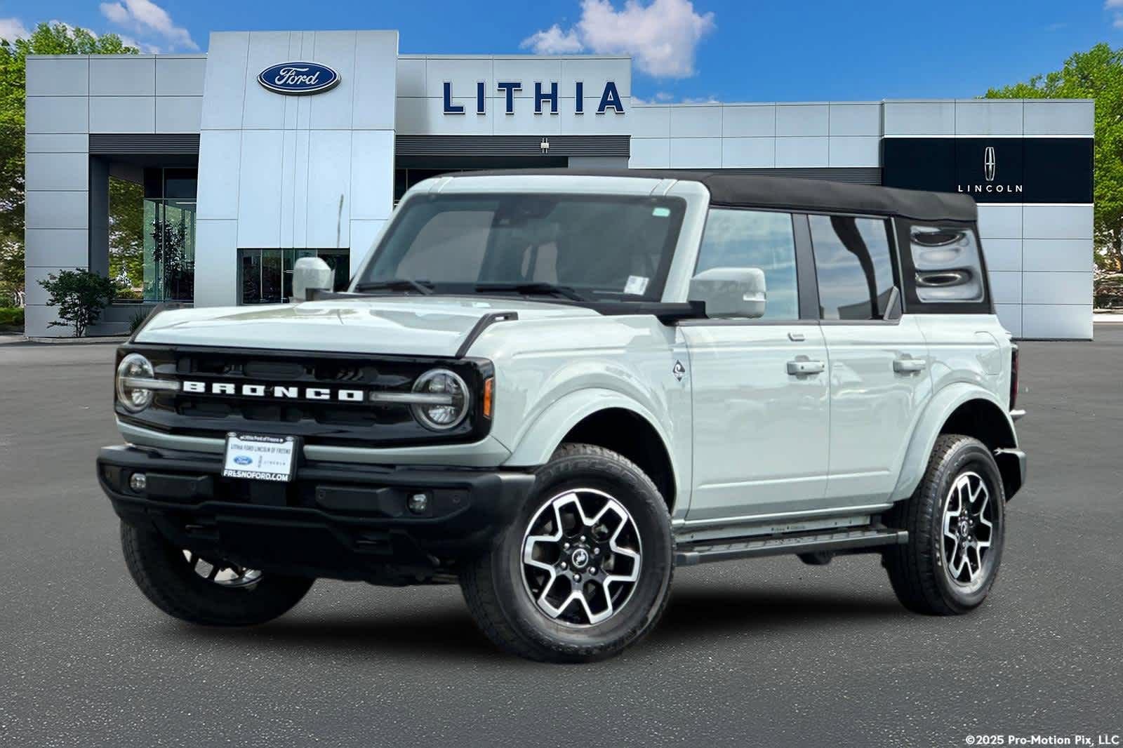 Certified 2023 Ford Bronco Outer Banks image 1