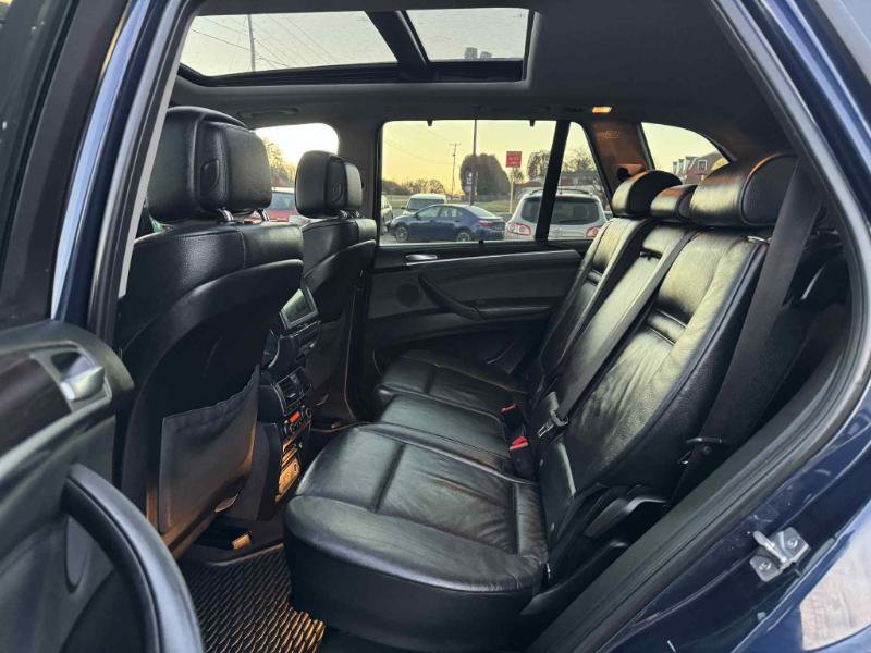 Used 2012 BMW X5 xDrive35i image 12
