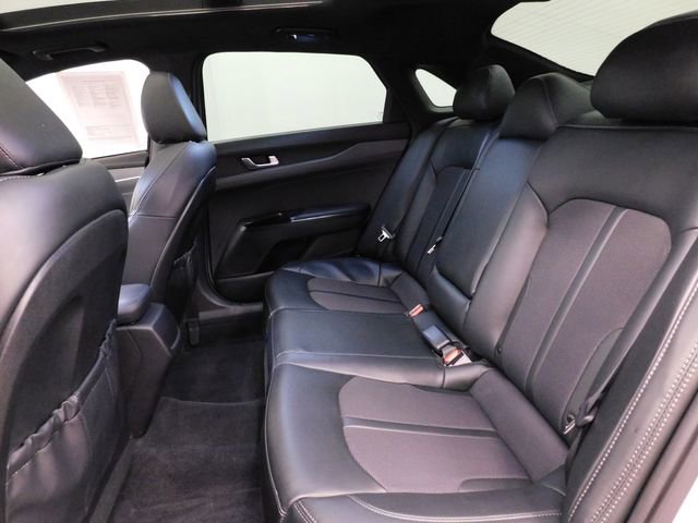 Used 2023 Kia K5 GT-Line image 17