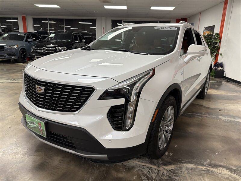 Used 2021 Cadillac XT4 Premium Luxury FWD image 4