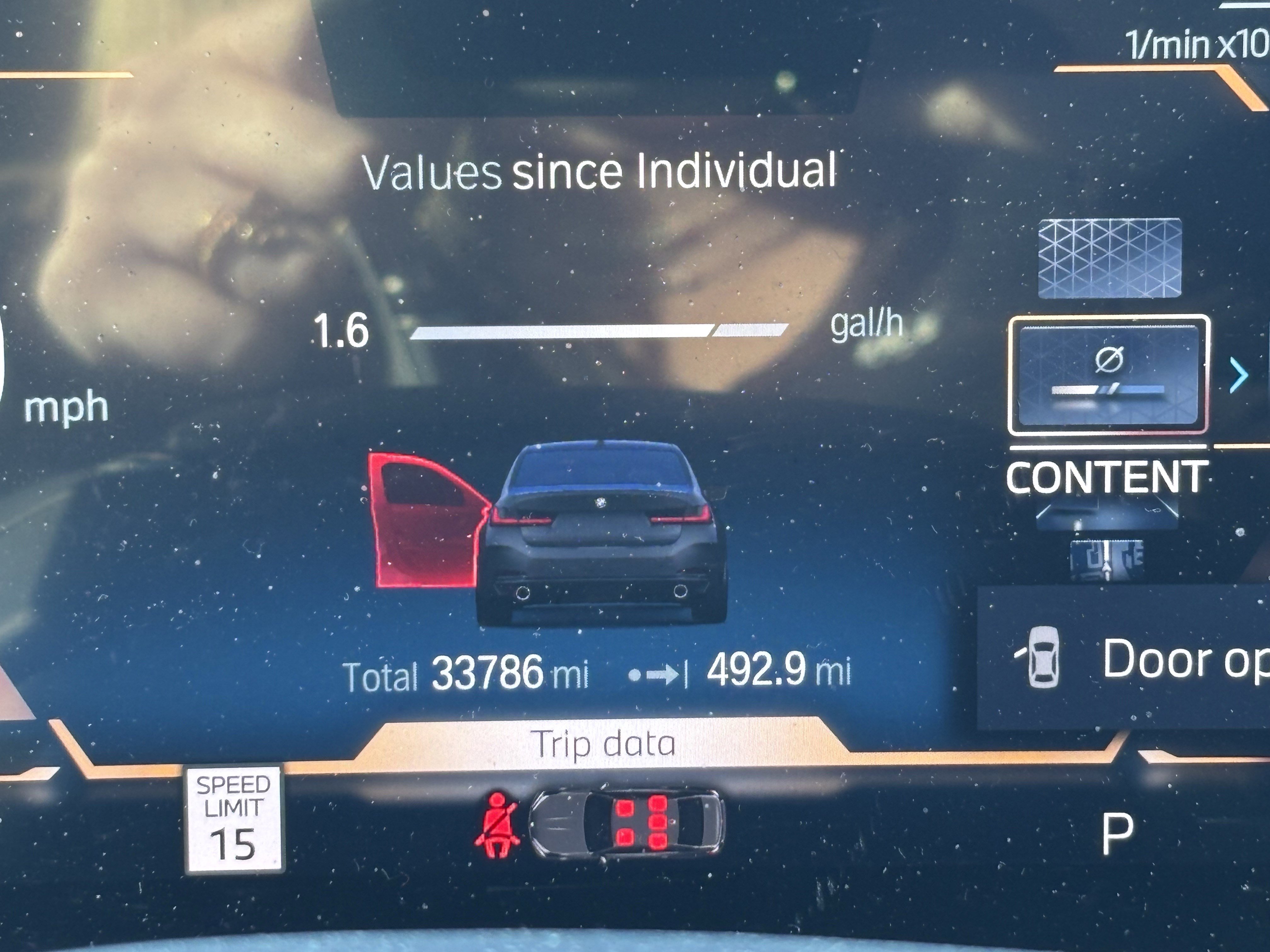 Used 2023 BMW 330i Sedan w/ Premium Package image 22