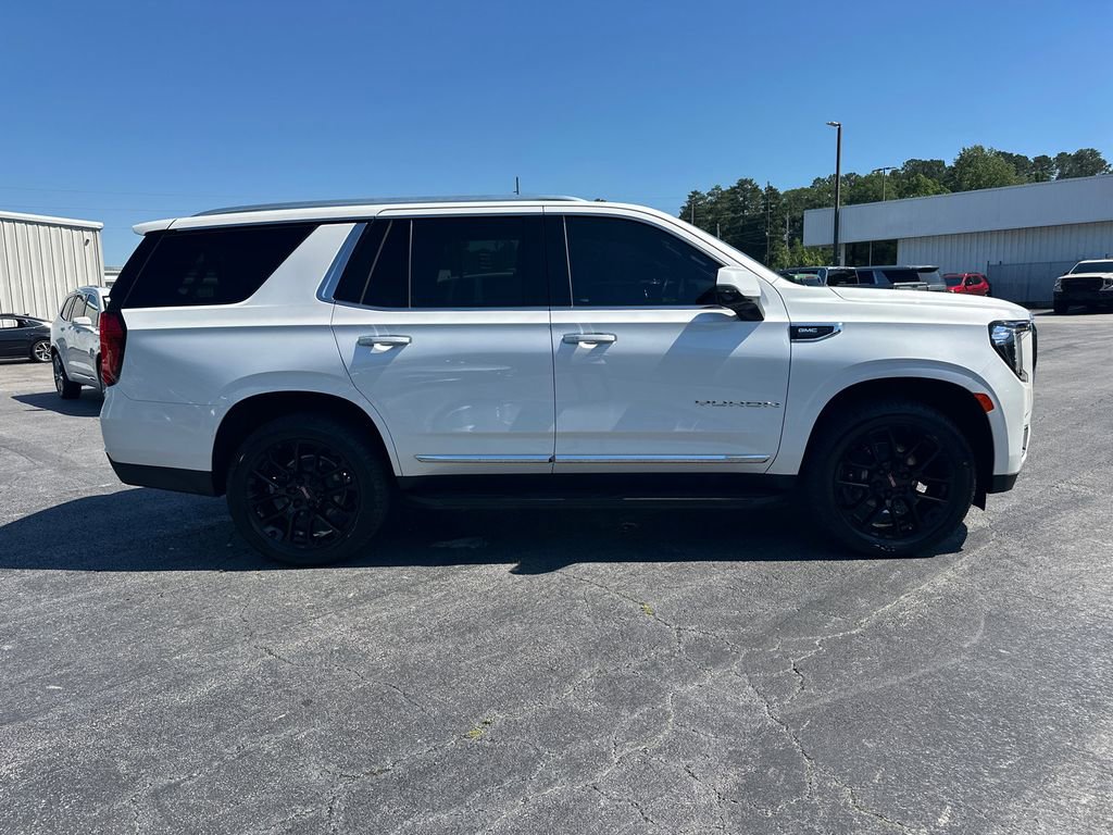 Used 2022 GMC Yukon SLT w/ SLT Premium Package AWD/4WD image 5
