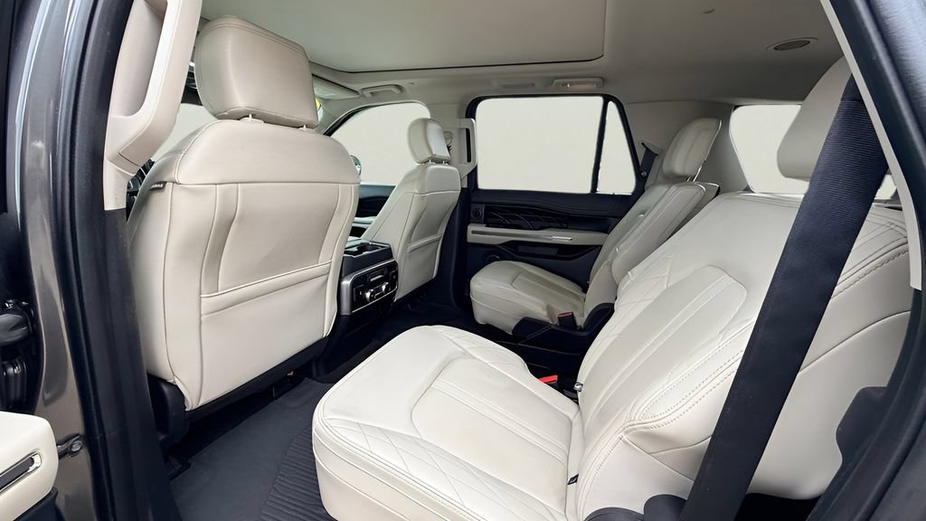Used 2021 Ford Expedition Max Platinum RWD image 14