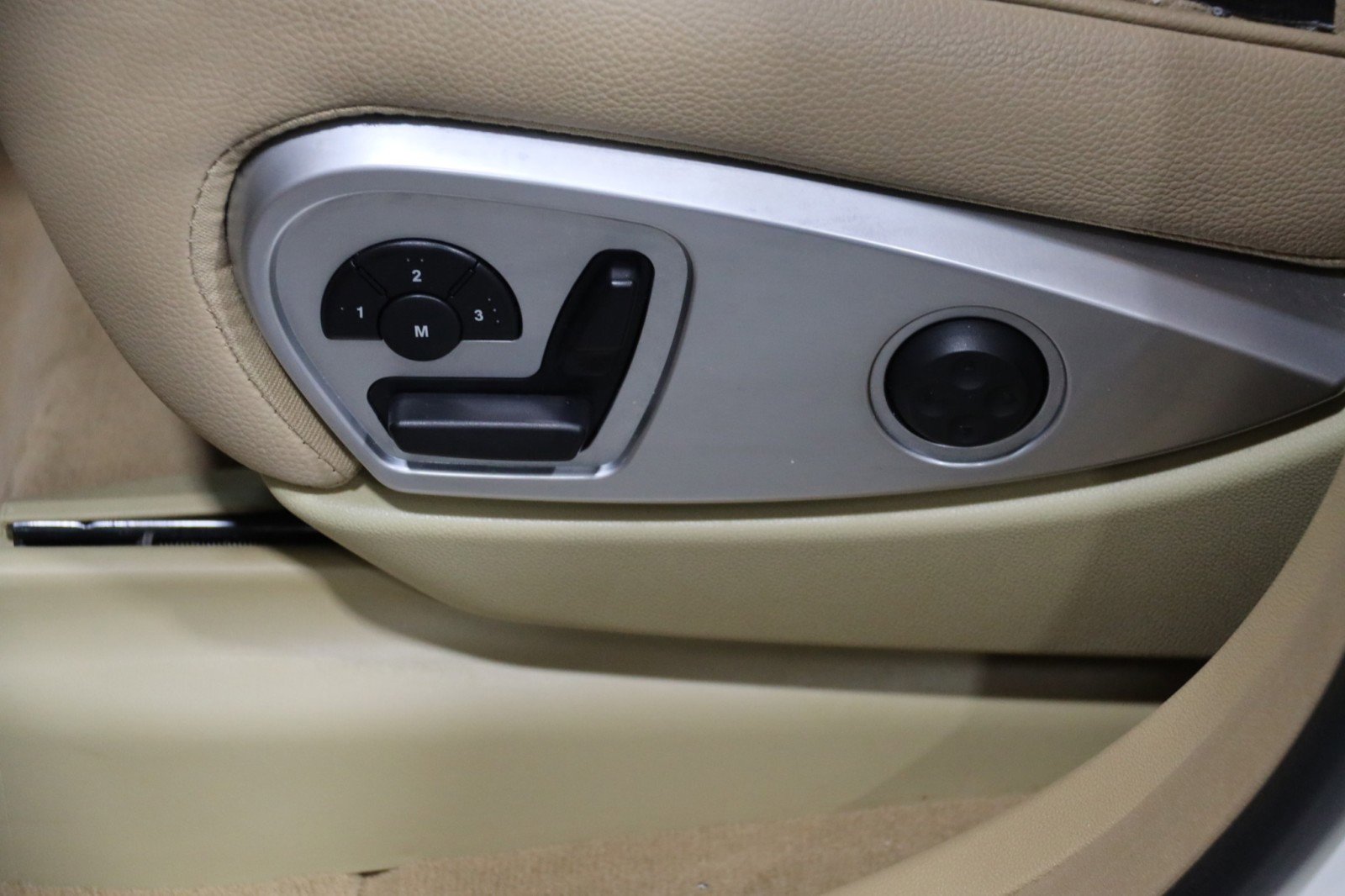 Used 2012 Mercedes-Benz GL 450 4MATIC w/ Premium 2 Pkg image 69