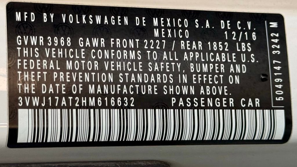 Used 2017 Volkswagen Beetle 1.8T SE FWD image 36