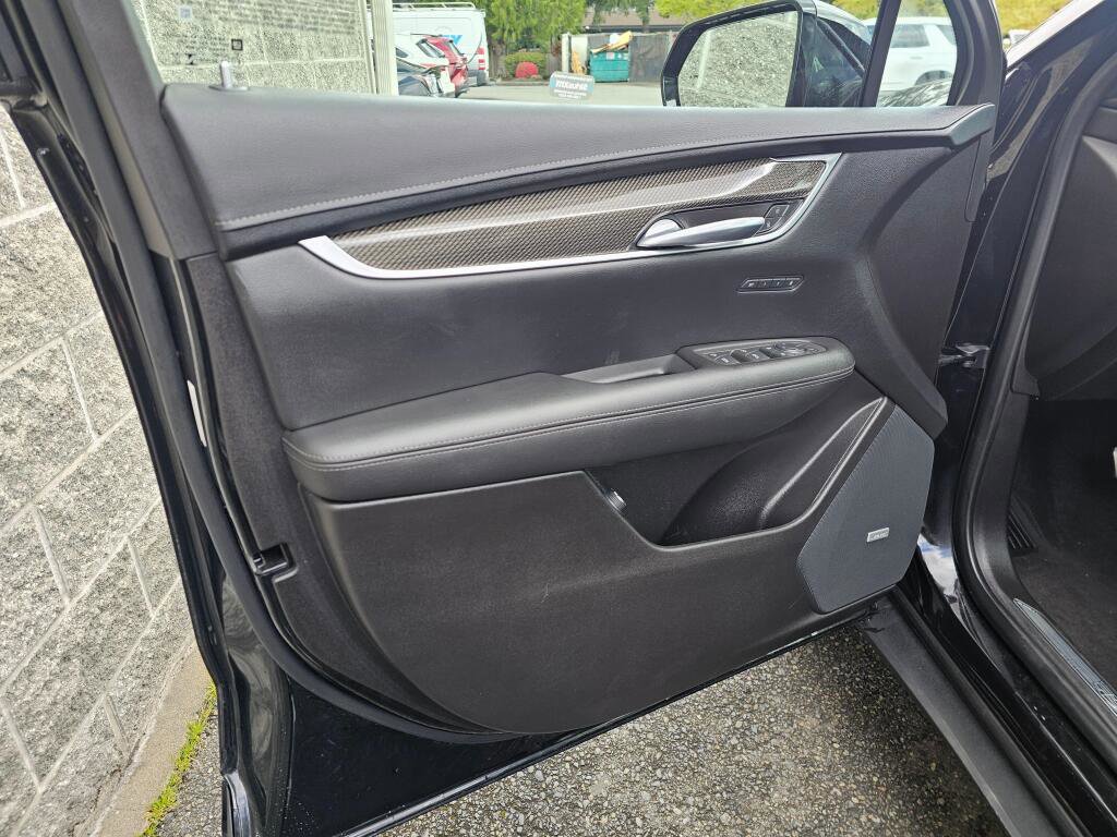 Used 2022 Cadillac XT5 Sportv image 24