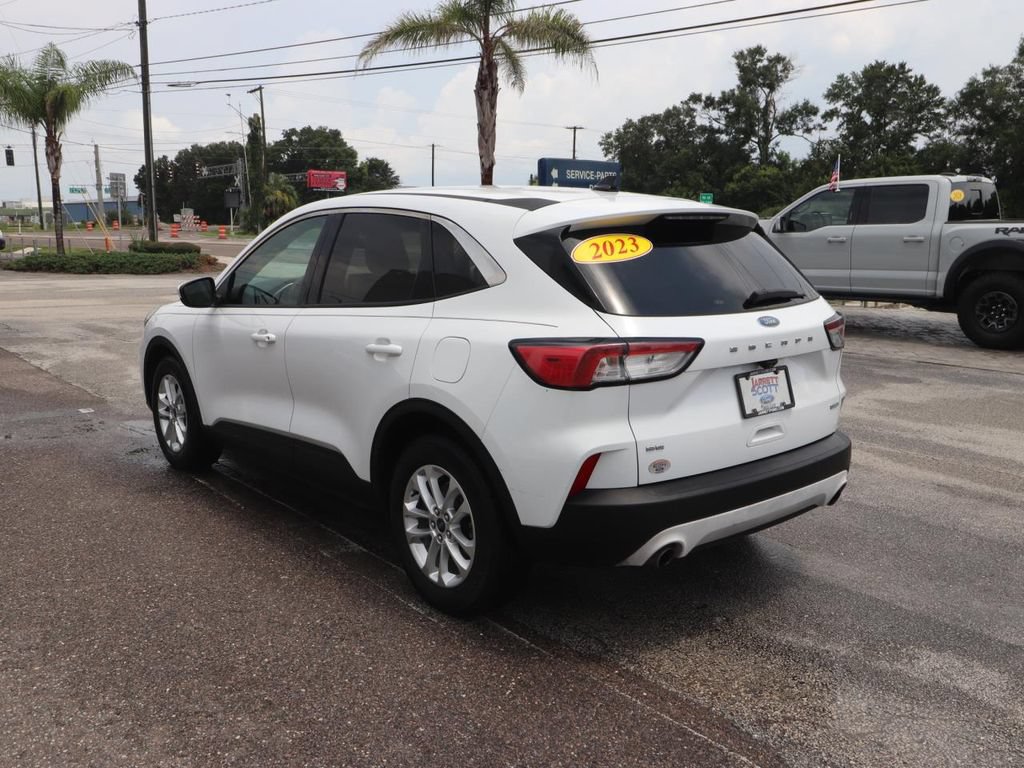 Used 2020 Ford Escape SE FWD image 8