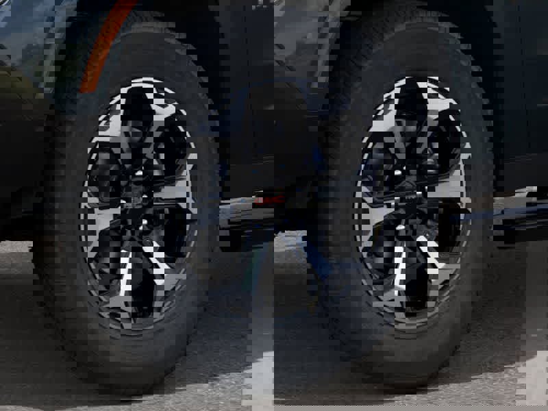 New 2026 GMC Yukon AT4 Ultimate w/ LPO, Floor Liner Package image 9