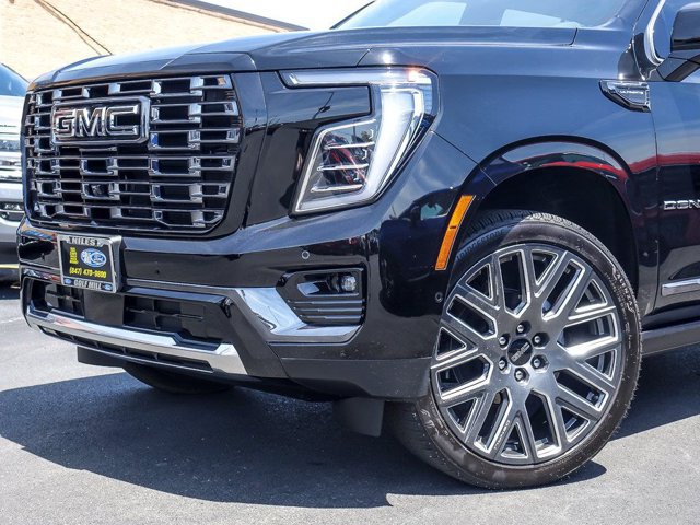 Used 2026 GMC Yukon Denali Ultimate AWD/4WD image 3