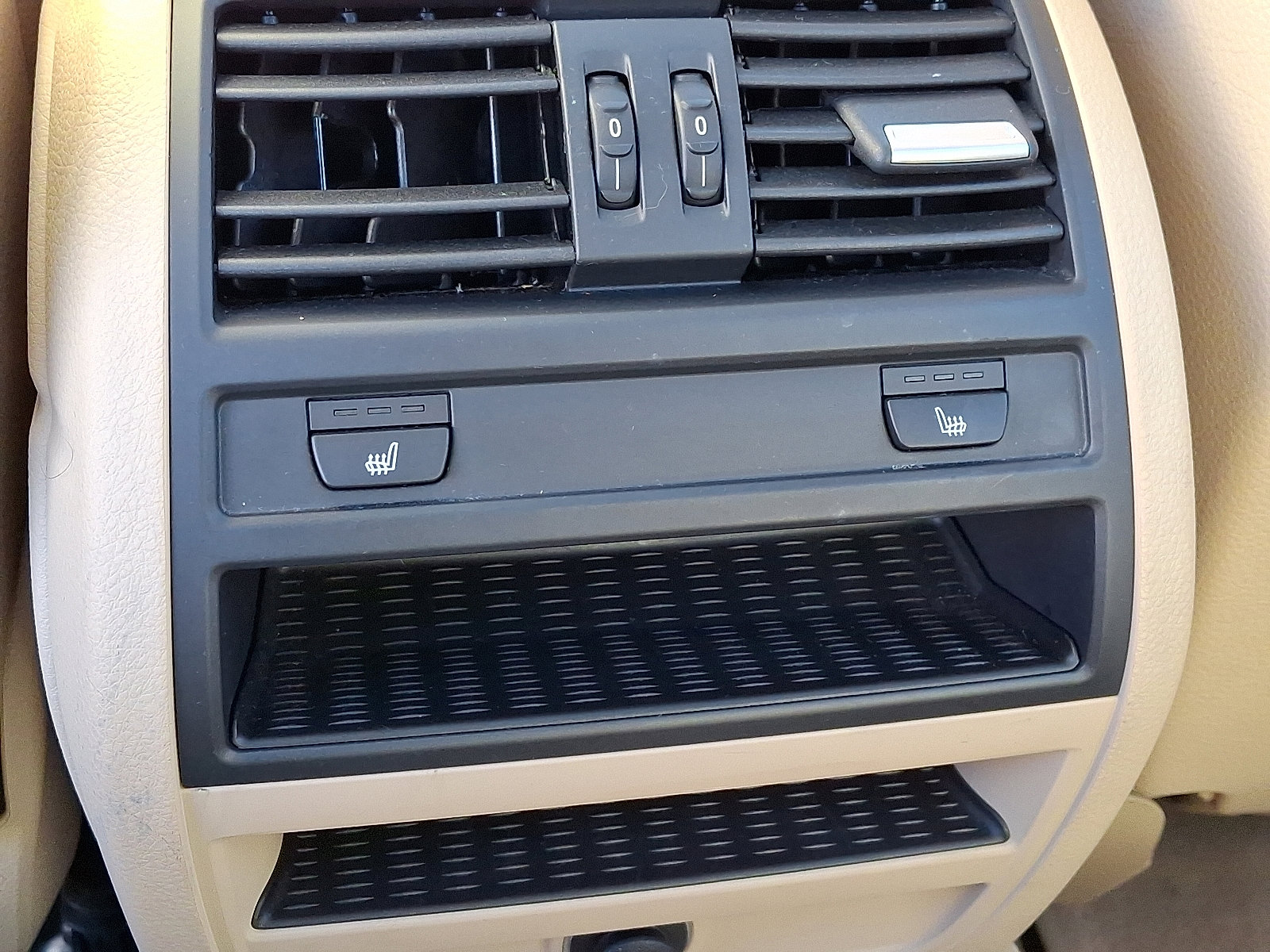 Used 2011 BMW 535i xDrive Sedan image 11