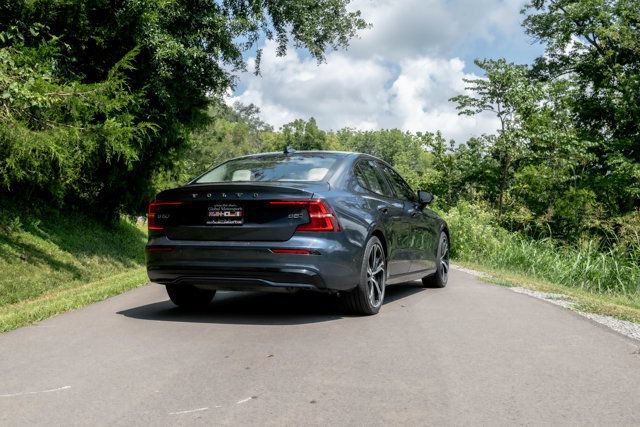 Used 2024 Volvo S60 B5 Ultimate w/ Climate Package AWD/4WD image 10