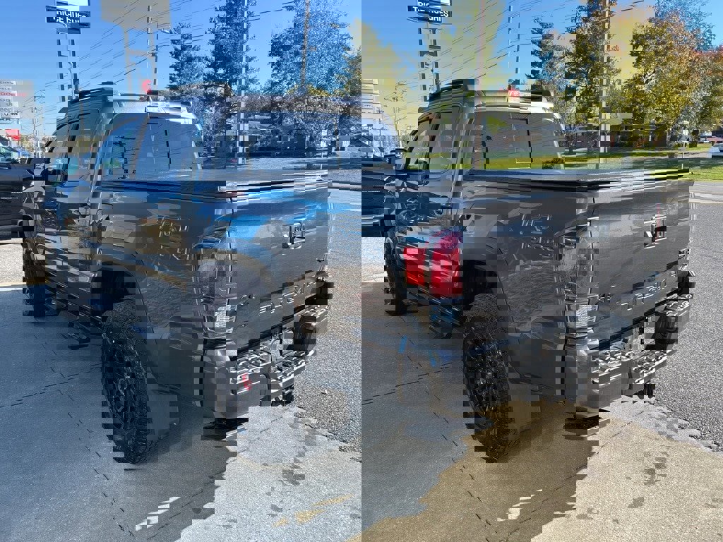 Used 2022 Toyota Tacoma TRD Pro image 6